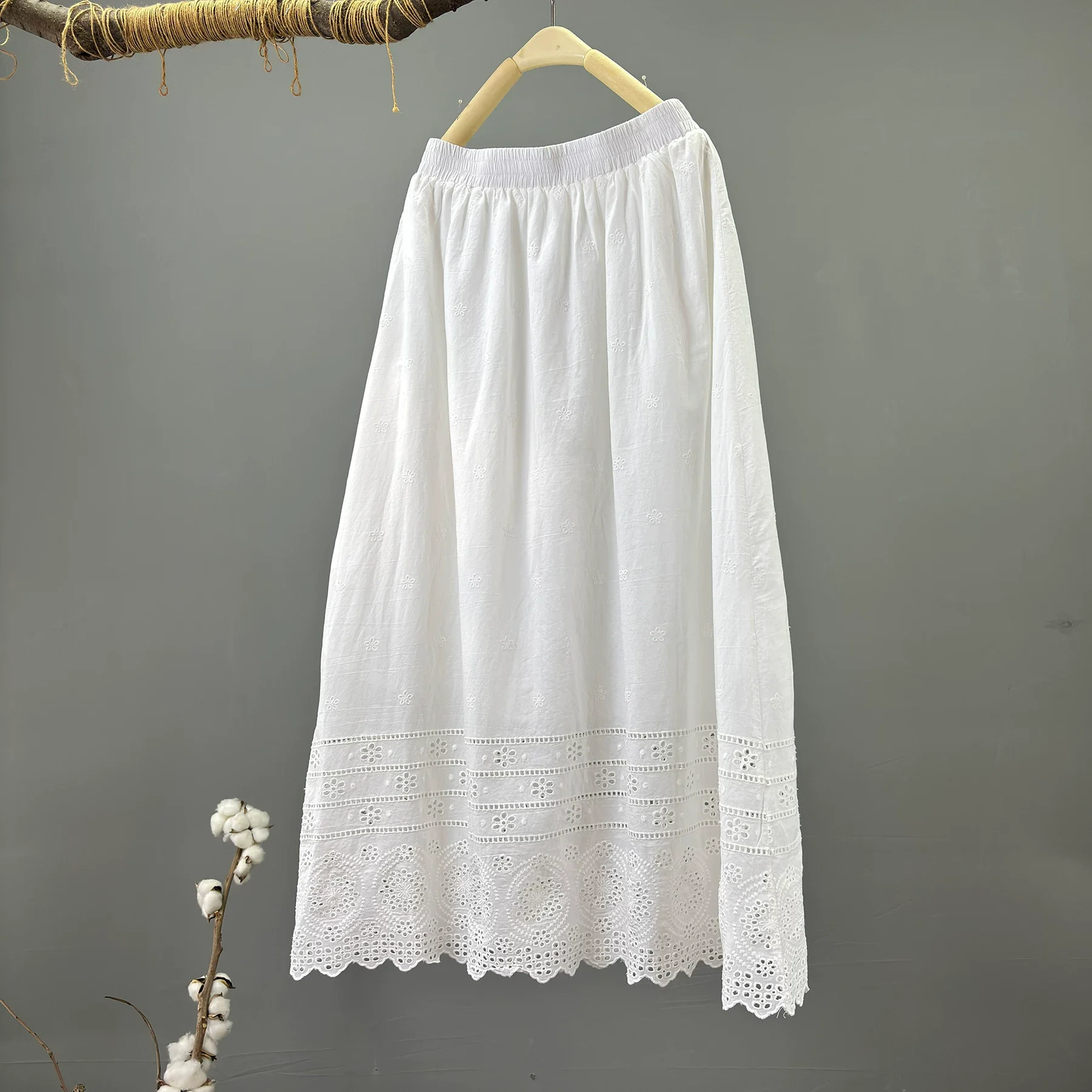 

Длинные юбки из чистого хлопка в стиле бохо для женщин, весна 2026, с эластичной талией, вышивкой и ажурными вставками, А-силуэт, для пляжного отдыха