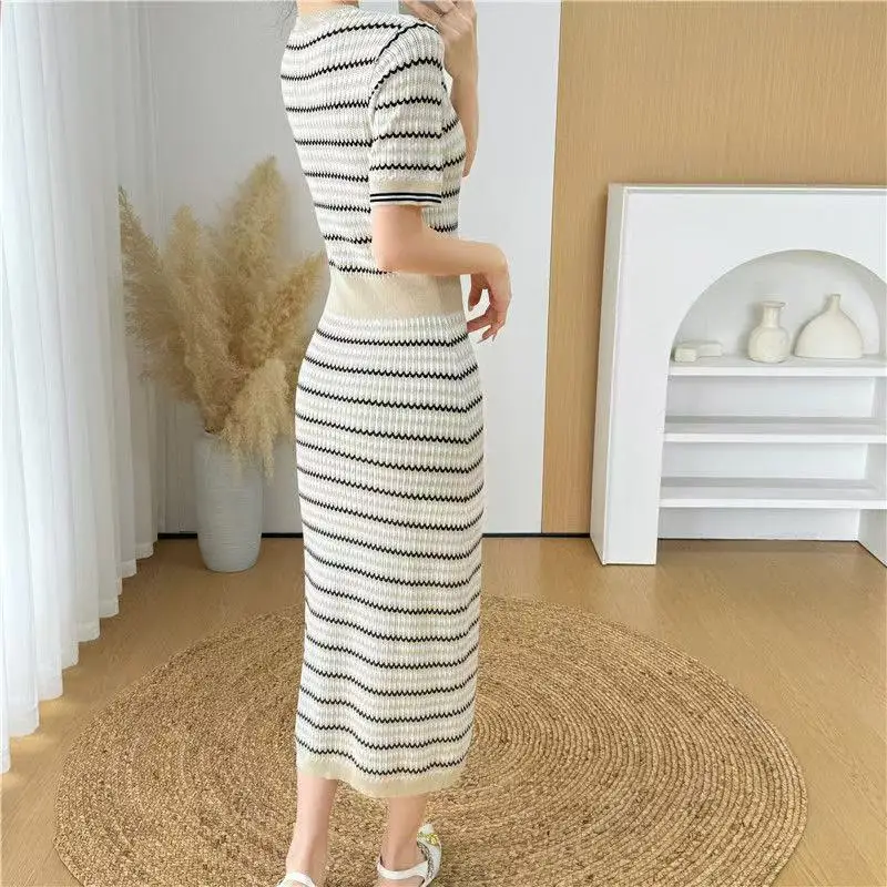 New Elegant Striped Knitted Dress For Women Summer O-Neck Short Sleev Tunic Slim Long Dress Casual Office Lady A-line Dresses