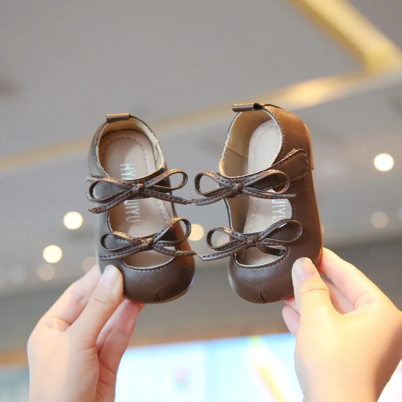 Toddler Kids Flat Shoes with Double Bows Baby Princess Shoes Versatile Fashion 2026 New Fashion Kids Leather Shoes Soft Bottom