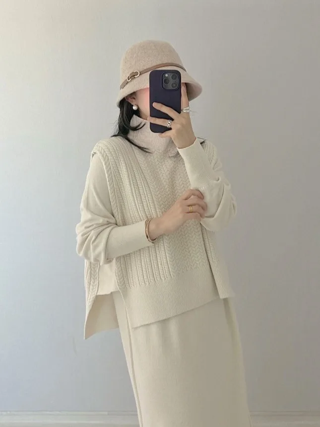 Retro Twist Knitted High Collar Women's Vest Dr Sweater Set Versatile Outerwear Top Chic Ensemble for Young Women