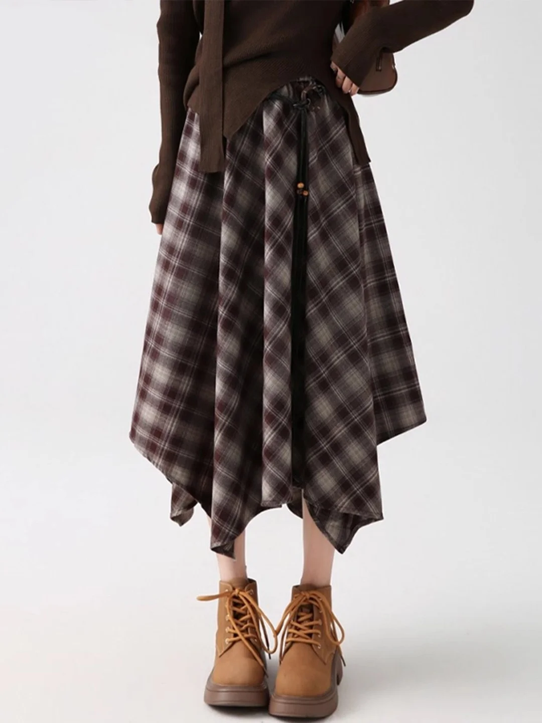 

Осенне-зимняя женская шерстяная юбка в клетку с высокой талией, А-силуэт, асимметричная, винтажная, коричневая, юбка-солнце, прикрывающая бедра