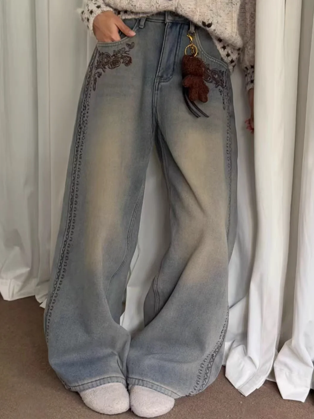 

Spring 2026 Casual High Waist Wide Leg Jeans Women's Slimming Embroidered Floral Design American Street Sle Denim Pants