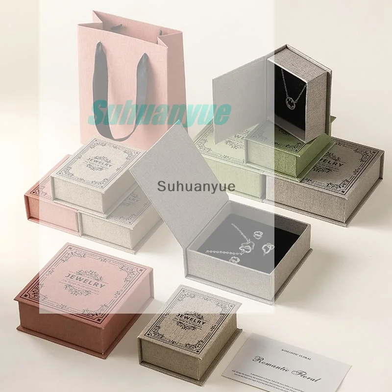 

Магнитная шкатулка для украшений в виде книги с мягкой поролоновой подкладкой, для колец, серег, браслетов, с откидной крышкой, подарочный футляр для хранения ювелирных изделий