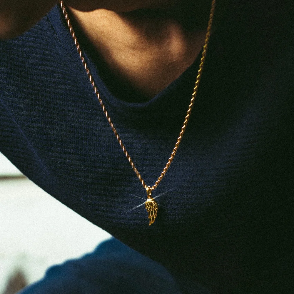 Vintage Herren-Halskette mit Federflügel-Anhänger, schlichte 18k goldfarbene Edelstahl-Kette, modischer Punk-Schmuck – Detail 1
