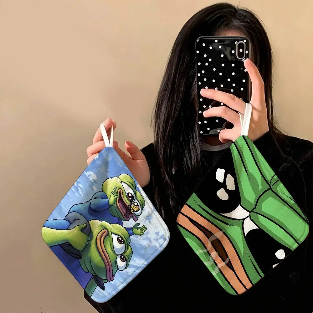 Popular Internet Meme Sad Frog Soft Polyester Cotton Towel, Hanging Kitchen Style Hand Wiping Cloth for Restaurant Home
