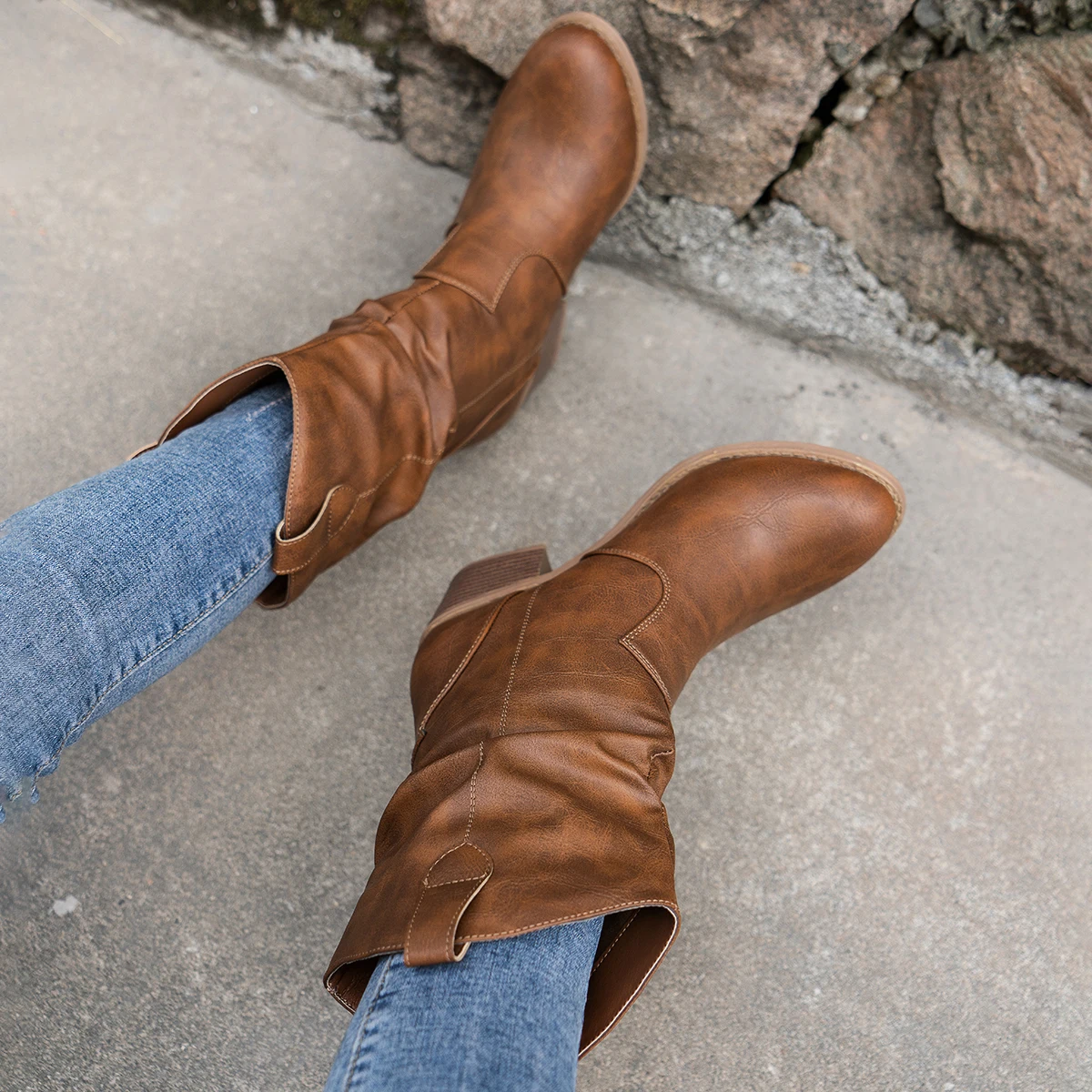 Botas de cowboy ocidentais femininas outono inverno retro meados de bezerro botas mulher plus size ao ar livre sapatos de dedo do pé redondo para mulher botas de mujer