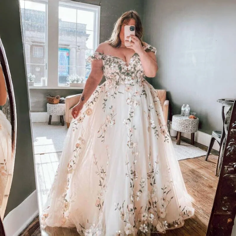 西洋国家プラスサイズのウェディングドレスオフショルダーフラワーアップリケ背中の開いたブライダルドレス新しいカスタマイズされたデノビア