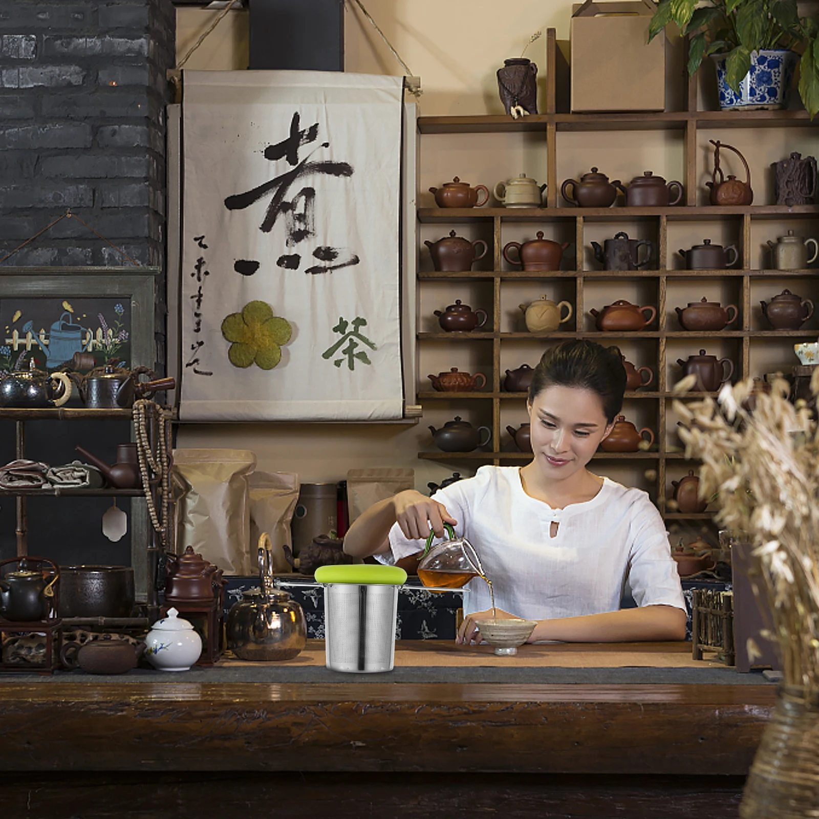 

1Pcs Stainless Steel Tea Strainer Premium Reusable Foldable Handle Fine Mesh Filter for Home Tea Lovers Gift Use