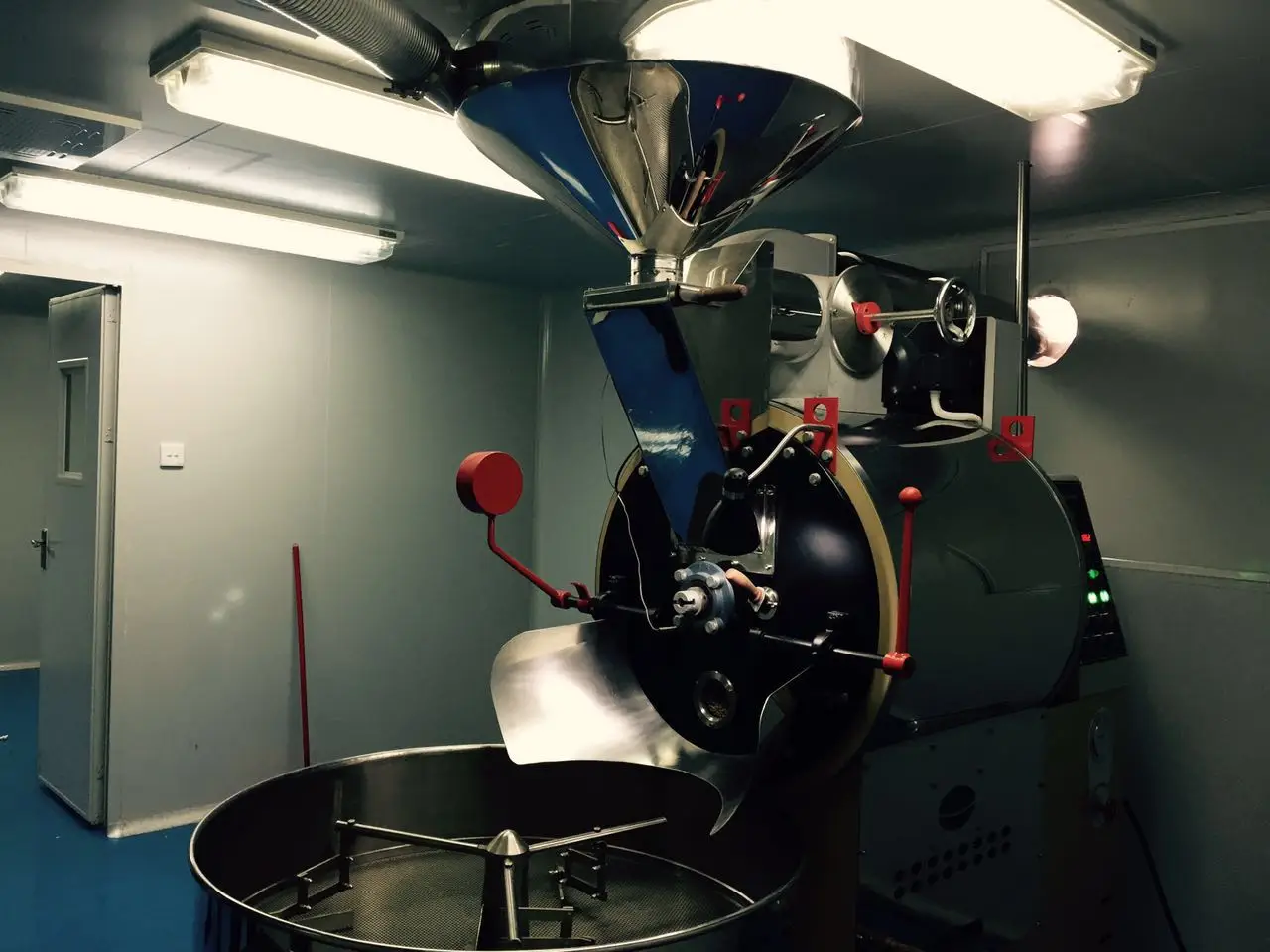 Semi Automatic Coffee Bean Roaster With Cast Iron Drum Commercial Coffee Roasting Machine For Coffee Factory