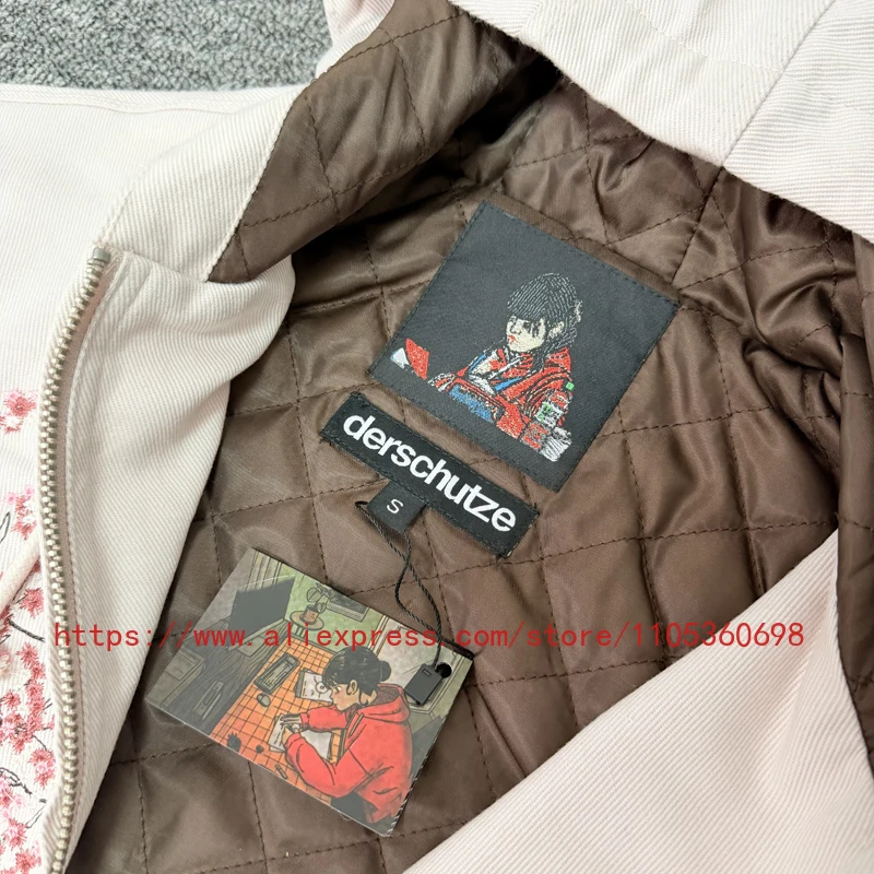 Nuova Giacca Derschutze per Uo - Women Streetwear Brand recensione e prezzo