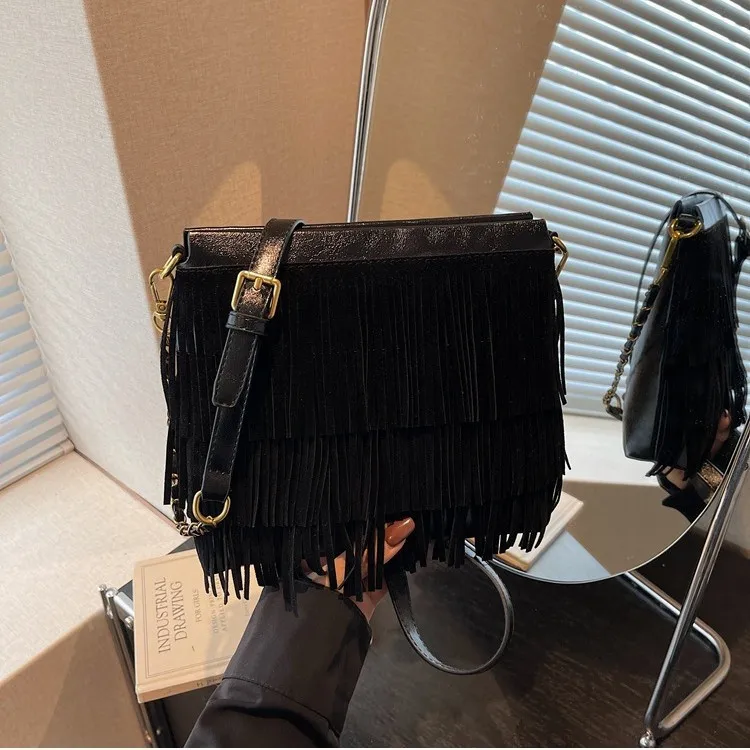 

2025 Autumn Women's Vintage Shoulder Bag, Genuine Leather Multi-way Crossbody Purse, Retro Quilted Handbag for Daily Casual