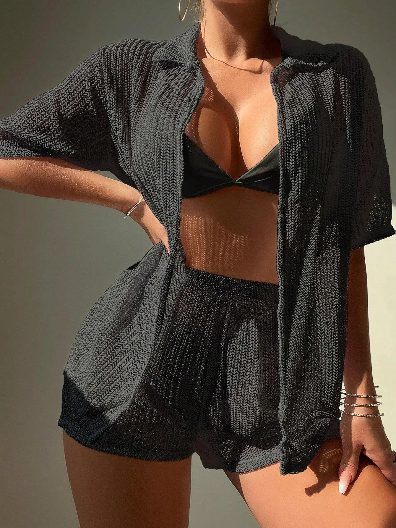 ชุดชายหาดสตรีแบบอนุรักษ์นิยม กางเกงบ็อกเซอร์ตาข่ายสีพื้น ชุดคลุมชายหาดแขนสั้นทันสมัย ชุดว่ายน้ำลำลองหลวมๆ ชุดชายหาด