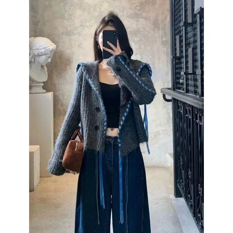 

Versatile Knitwear Fashionable High-end Sweater Jacket for Women Design Sense Ribbon Large Lapel Knitted Cardigan Top Autumn Y2k