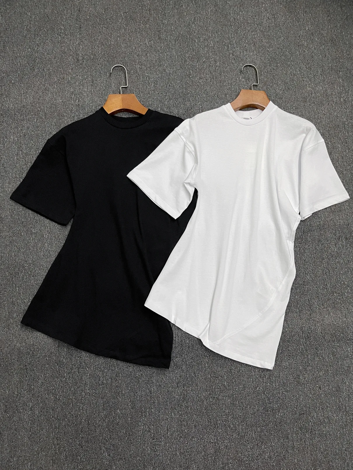 Jenny&Dave Minimalist Cotton Round Neck Nordic Summer T-shirt Irregular Design Pleated Short Sleeved Solid Color T-shirt