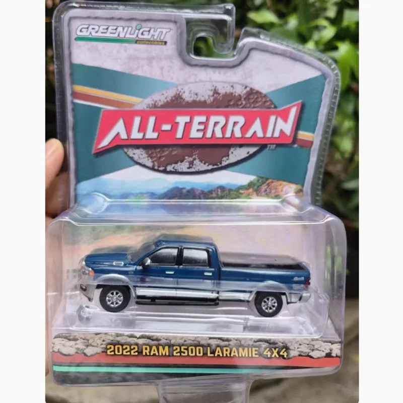 

Greenlight литой под давлением масштаб 1/64 2022-2024 Ram 2500 4 × 4 пикап из сплава, имитация модели автомобиля, коллекция игрушек, дисплей