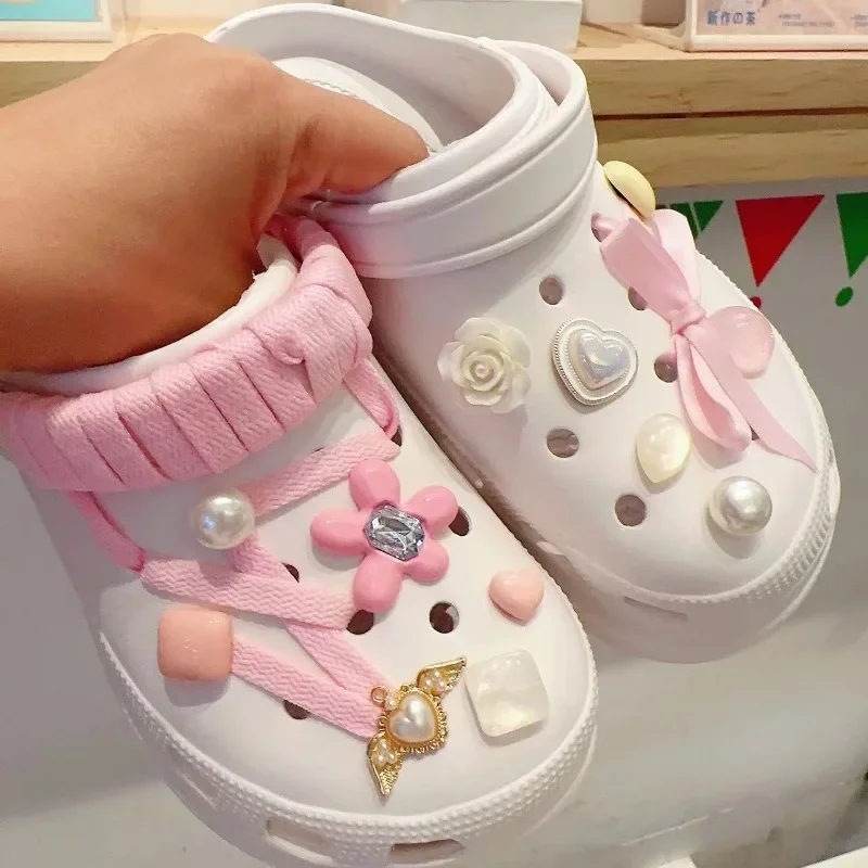 

Elegant Quality DIY Shoes Charms for Crocs Lovely Pink Whole Set Sandals Accessories Fashion Garden Shoe Buckle New All-match