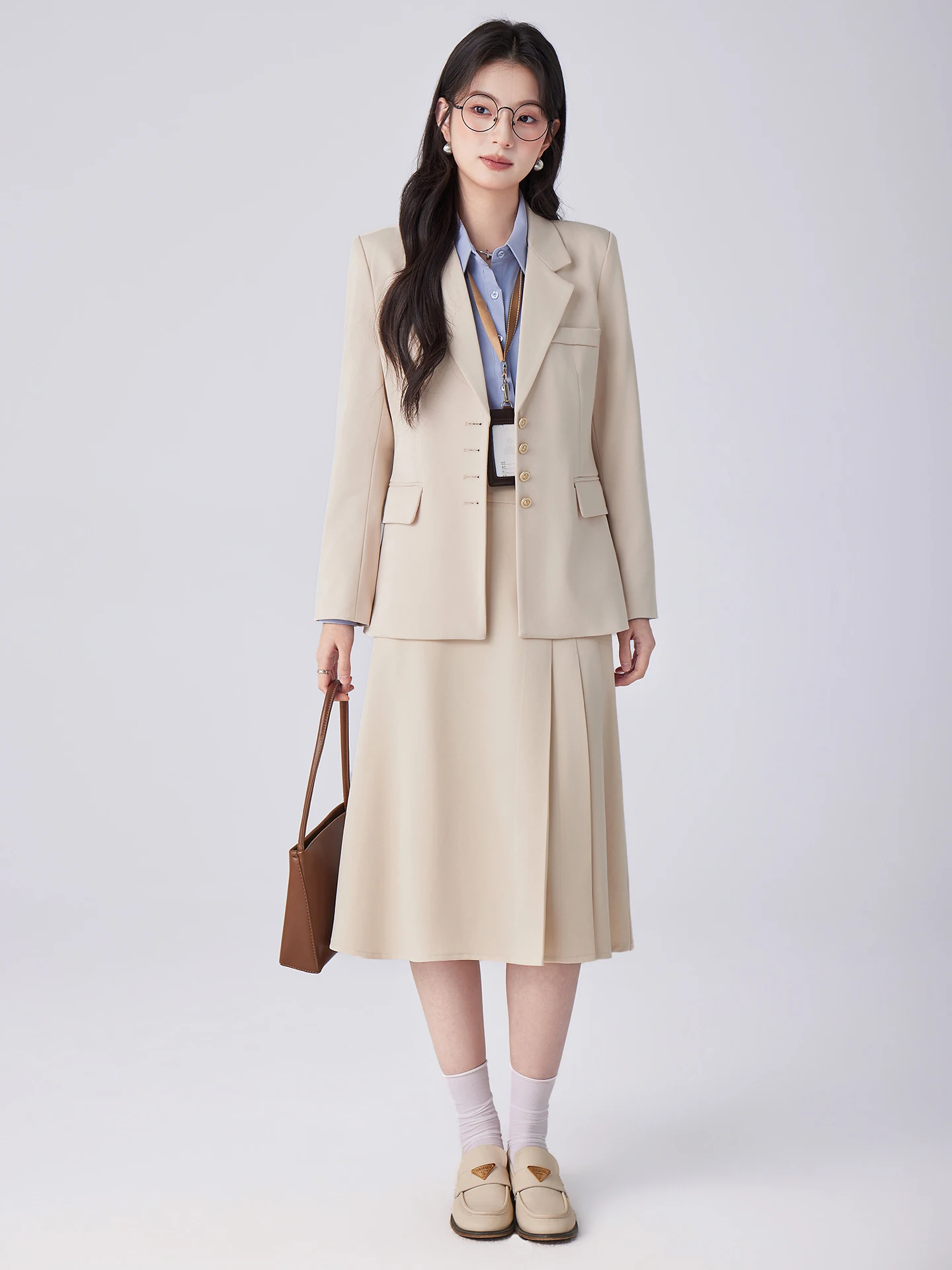 Traje de falda de estilo occidental de alta gama para mujer, nuevo modelo de primavera, ideal para entrevistas de estudiantes, talla pequeña.