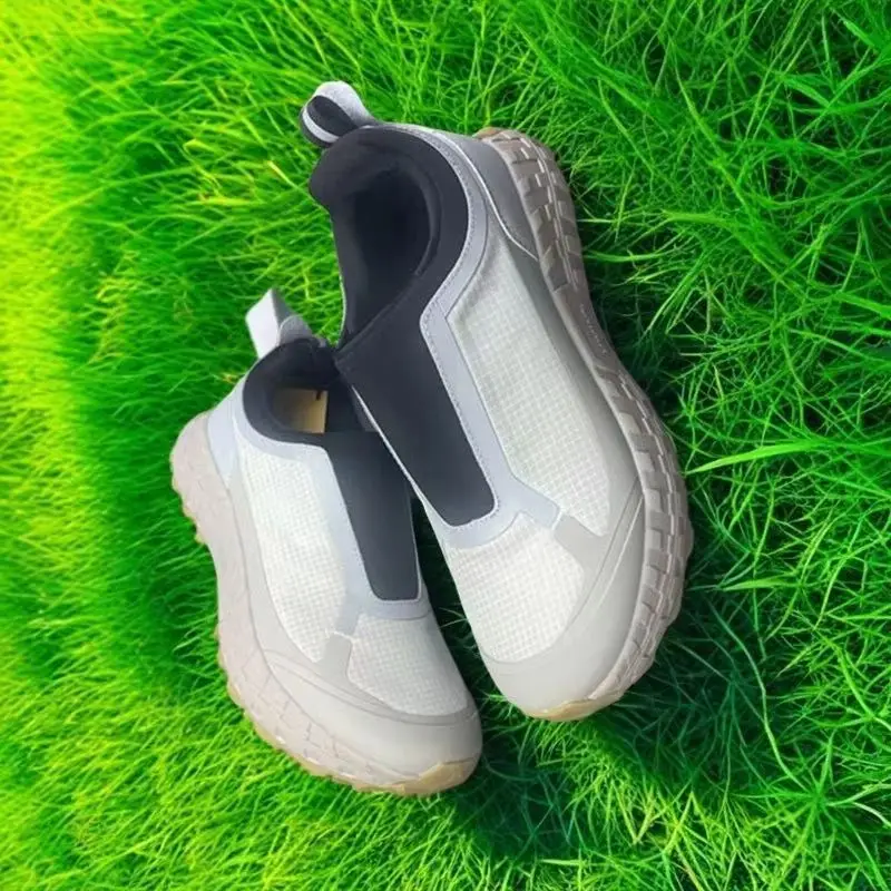 

2025 Новые осенние мужские кроссовки для бега по пересеченной местности, высококачественная обувь для спорта и отдыха, мужская дизайнерская уличная спортивная обувь, спортивная обувь