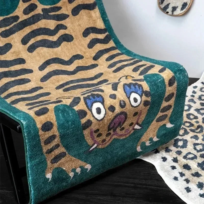 Carpet for Living Room Tiger Leopard Print Plush Bedroom Bedside Mats Home Decoration Cartoon Fluffy Rugs Ковер Tapis Tapete 러그
