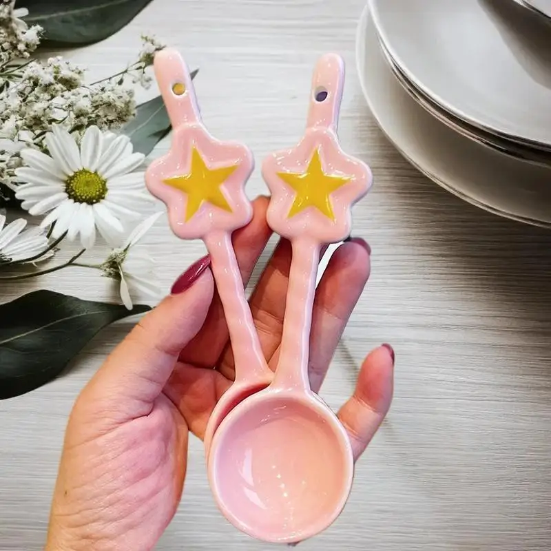 1 قطعة النحت الرمال الإبداعية السيراميك مقبض طويل ستار على شكل ملعقة المنزلية اثارة ملعقة زهرة على شكل ملعقة قهوة الحلوى
