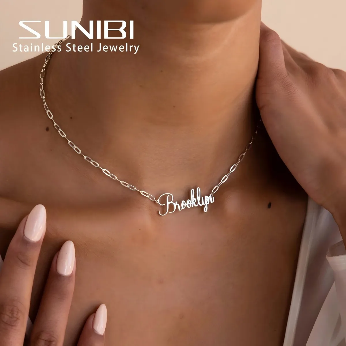 Fashion Custom Pin Chain Name Necklace Women Luxury Stainless Steel Clavicle Chain Designer Name Pendant Couples Jewelry Gifts