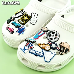 Dijes de PVC para zapatos de coche para hombres y niños, accesorios de decoración de zapatos de cascos de tanque de rueda caliente, alfileres, sandalias de jardín, hebillas de zueco, regalo, 1 piezas