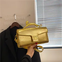 Kadınlar için kadın çanta yeni çanta Metal kolu deri ünlü marka tasarımcısı Crossbody moda trendi omuzdan askili çanta