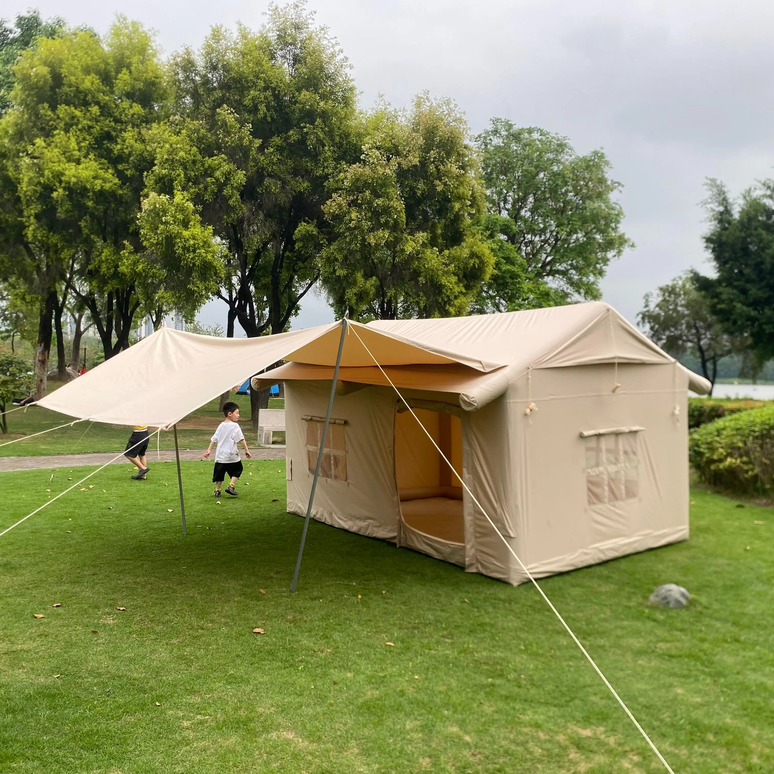 Family Outdoor Luxury Camping One-Bedroom Inflatable Tent Canvas Column Four Seasons Camping Canvas Canopy with Quick Turn Pump