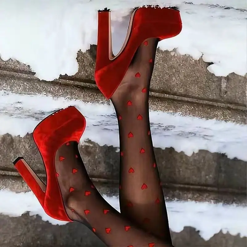 

Red Velvet Chunky Heels Pumps Round Toe Slip On High Platform Women Banquet Dress Shoes Block Heels Spring Autumn Footwear