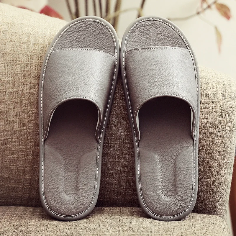 شبشب منزل من الجلد الطبيعي الجديد: شرائح داخلية غير قابلة للانزلاق للنساء والرجال - صنادل صيفية للجنسين للأرضيات الصلبة