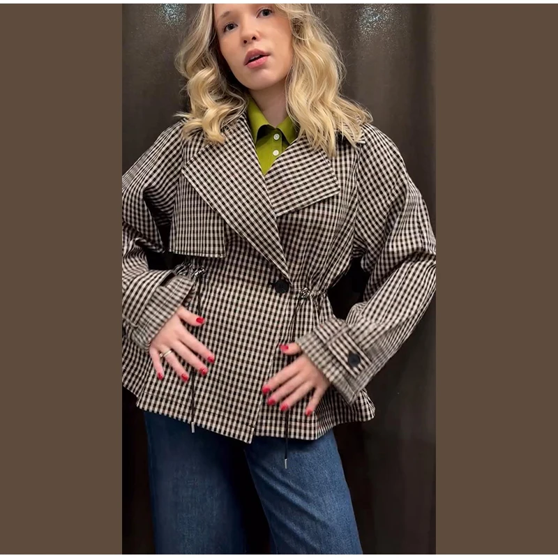 Karierte Trenchcoats mit Kragen, Kordelzug in der Taille und Schnürung, Damen, Streetwear, lange Ärmel, Knopfleiste, schmale Jacken, schicke Damenmode, neue Oberbekleidung. – Detail 12