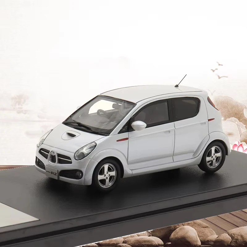 

Hi-Story Brand 1:43 Model Car SUBARU R2 S (2003) Resin Diecast Car Model Vehicles High Simulation Model Collection For Gifts