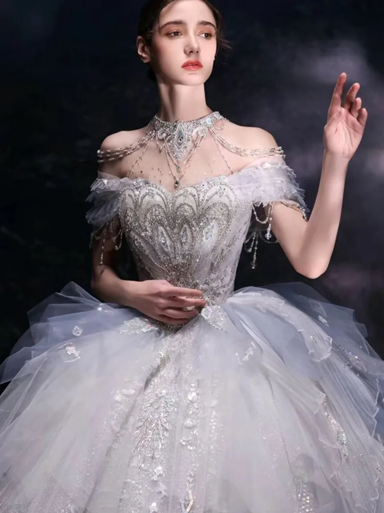 

The new ethereal heavy industry blue main fabric large tail-drag dress