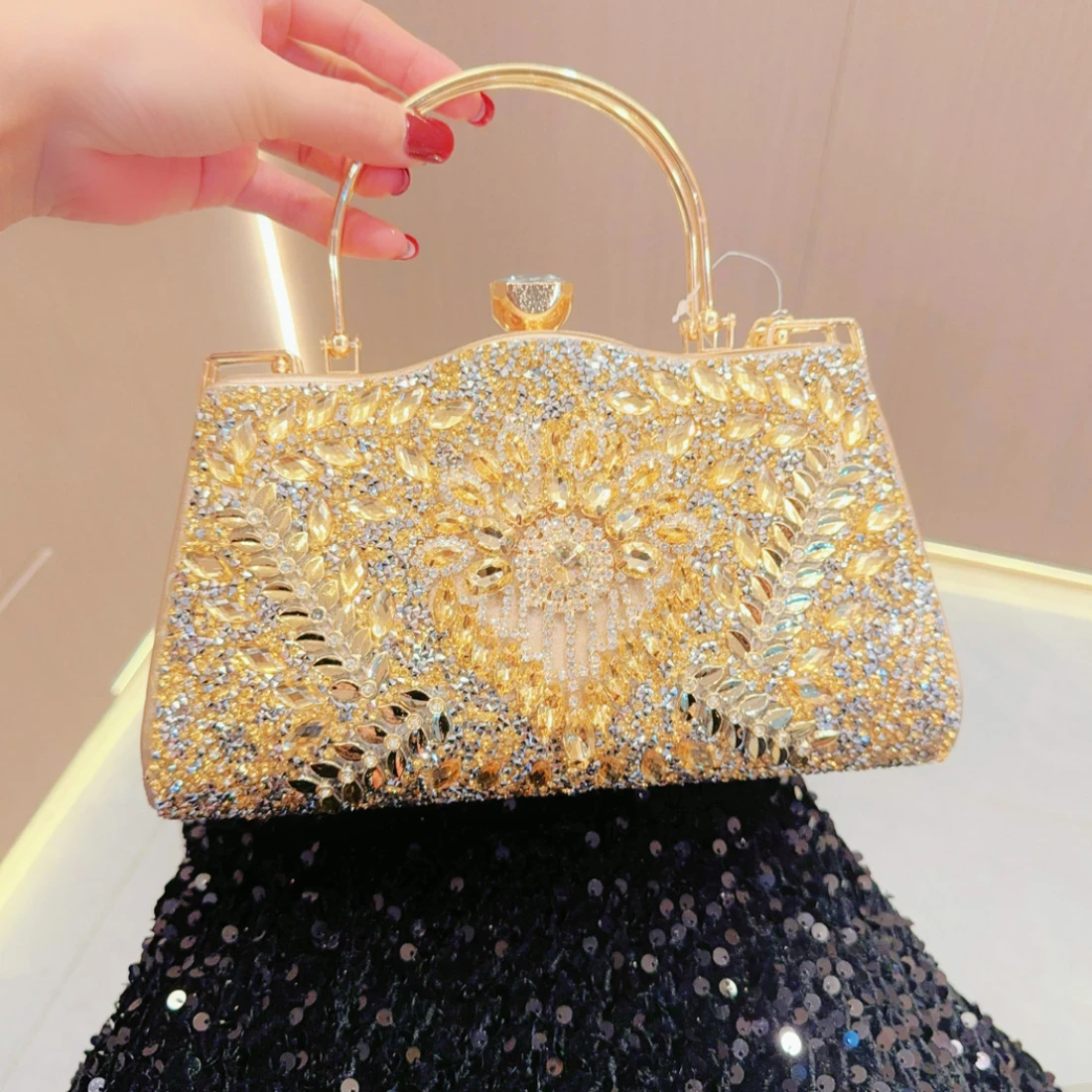 Evening Clutch Bag for Women Wedding Flower Diamond Clutch Purses Chain Designer Luxury Bag Party Handbag with Metal Handle