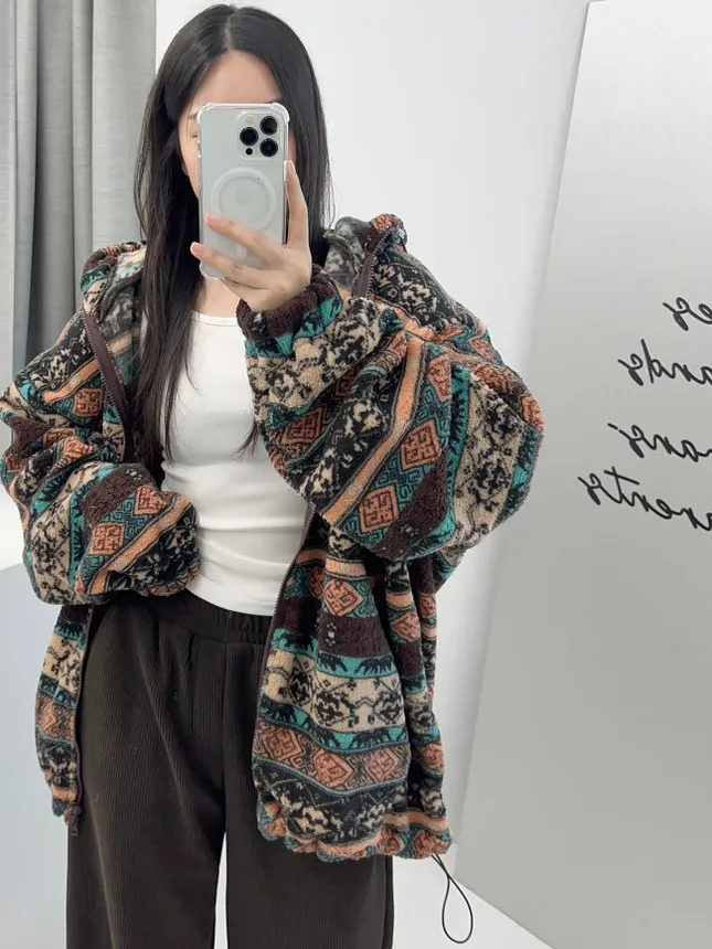 

Шикарное женское зимнее теплое пальто с капюшоном и двусторонней молнией в стиле ретро Fair Isle Fce на подкладке из Китая, зима 2025 года