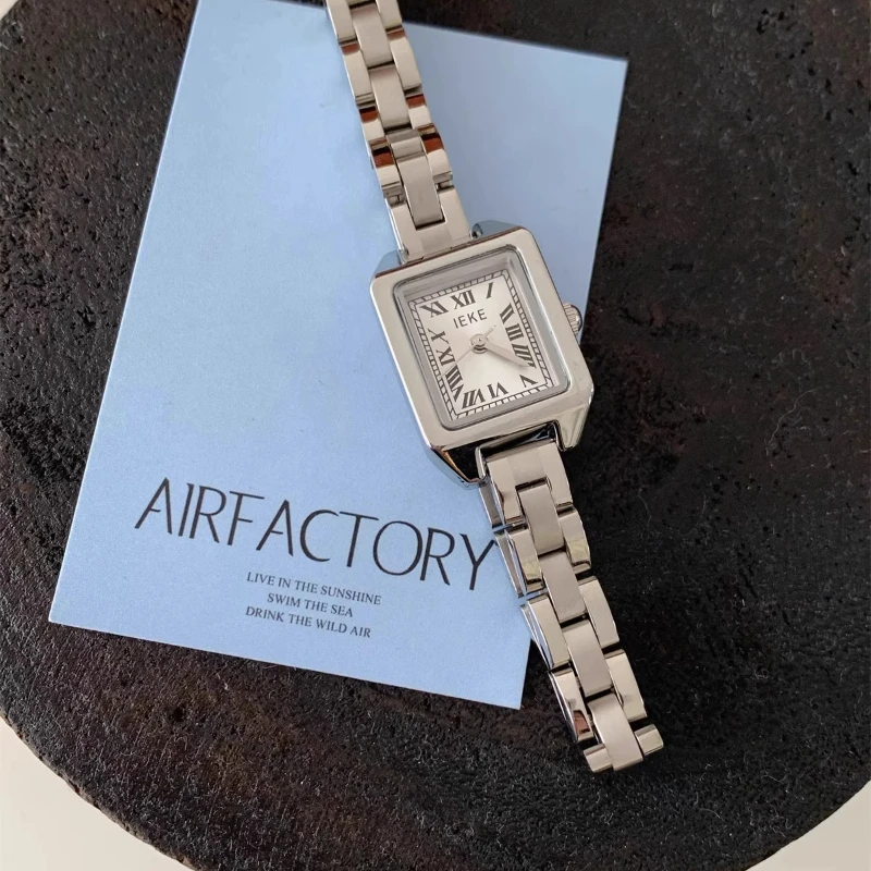 2025 waterproof quartz watch birthday gift retro classic trend women's watch elegant and simple