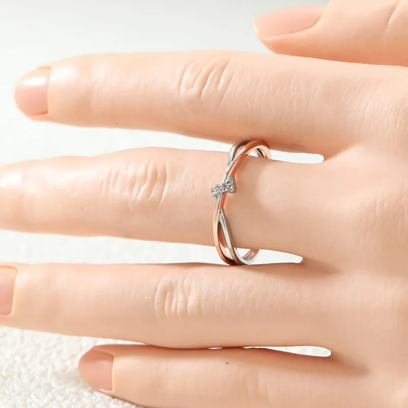 Minimalist Luxury Synthetic Zirconia Lock Dual Tone Ring for Women Fashion Personality Wedding Anniversary Eternal Jewelry Gifts