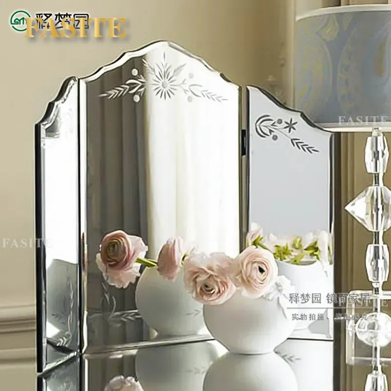 For European Neoclassical Bedroom Carved Tri-fold Dressing Mirror Garden Decor Personalized Creative Furniture with Dream