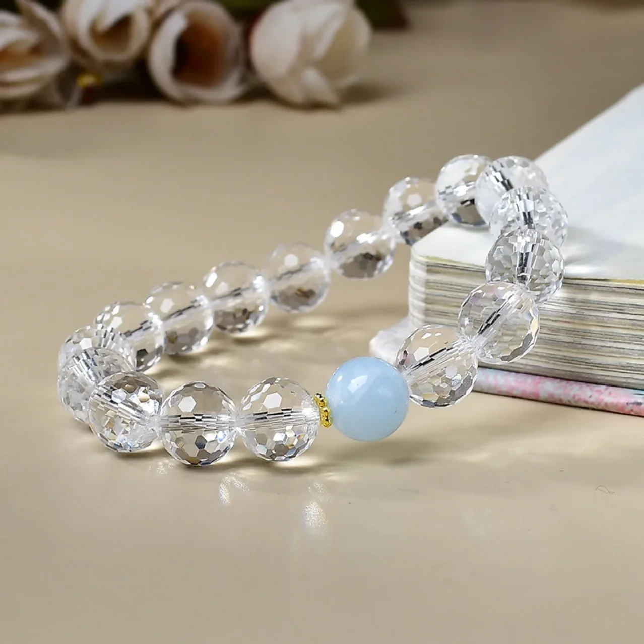 

Natural White Crystal Aquamarine Bracelet Women's Light Luxury Fashion Lucky Bracelet, Gift