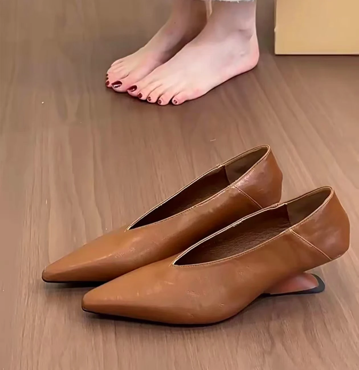 

French Black Patent Leather Bow Square Toe Single Shoes Women's 2026 New Spring Career Work Block Heel Pump Shoes