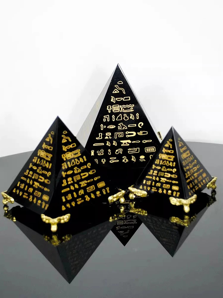 

Ancient Egypt Black Transparent Crystal Symbol Pyramid Ornaments Modern Home Decoration Office Decoration Tourist Souvenir Gift