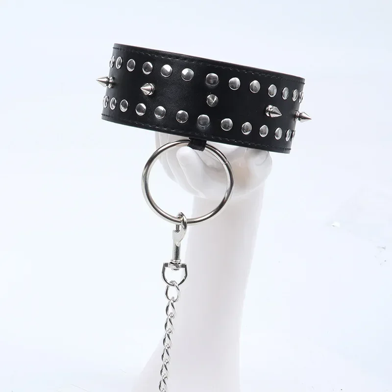 Metal Hole Slave Collars For Women Sex Toys Factory Outlet Bdsm Bondage Collar Soft Leather And Chain Link