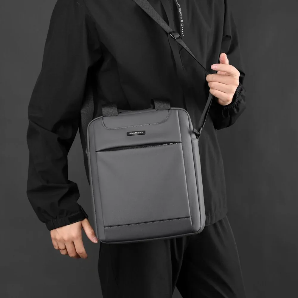 Modische, lässige Herren-Umhängetasche, koreanische Version, einfarbig, minimalistische Umhängetasche für Business, Sport, Studenten, Pendeln – Detail 9