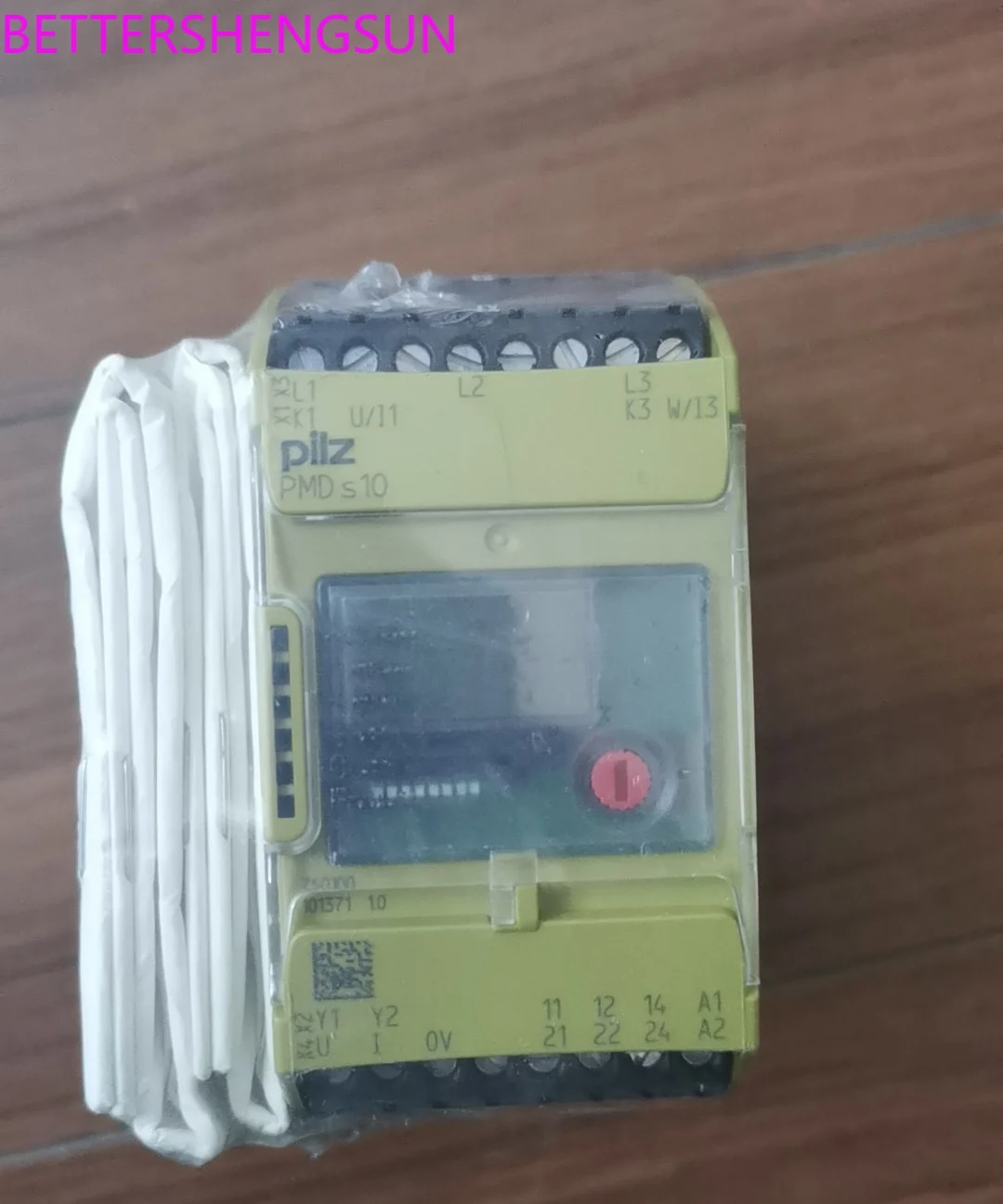 

Original safety relay PMD S10 relay 760100