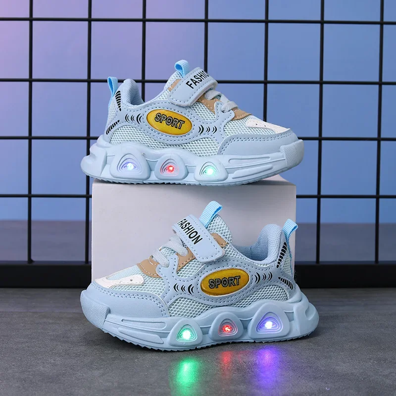 Baskets lumineuses à LED pour enfants, chaussures de sport décontractées pour enfants, semelle souple, bébés garçons et filles, nouveau, printemps, 2024