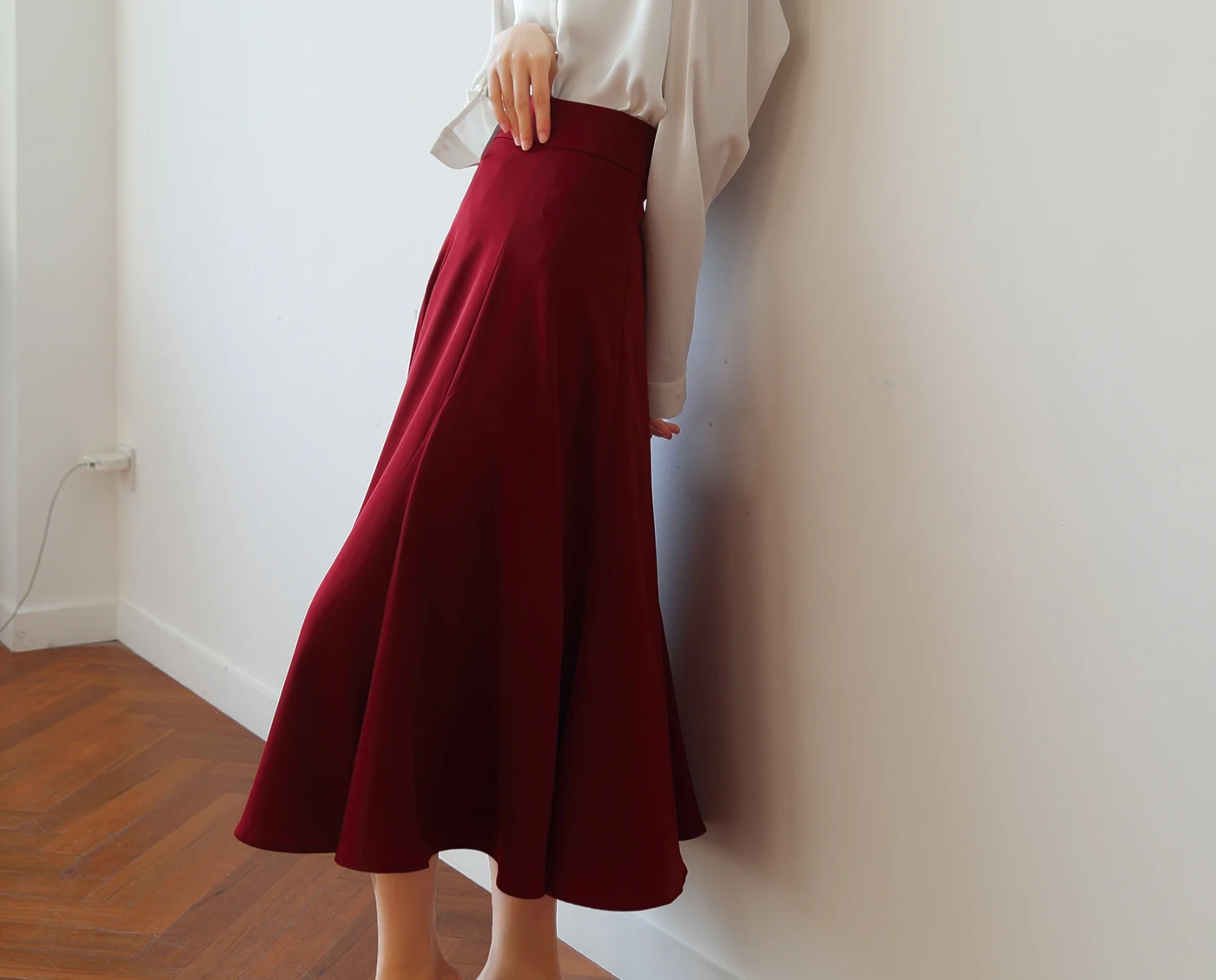 

High Waist A-Line Midi Skirt in Satin Material Multi-Piece Cut Vintage Wine Red Color for Women Commute OL Style Pure Color