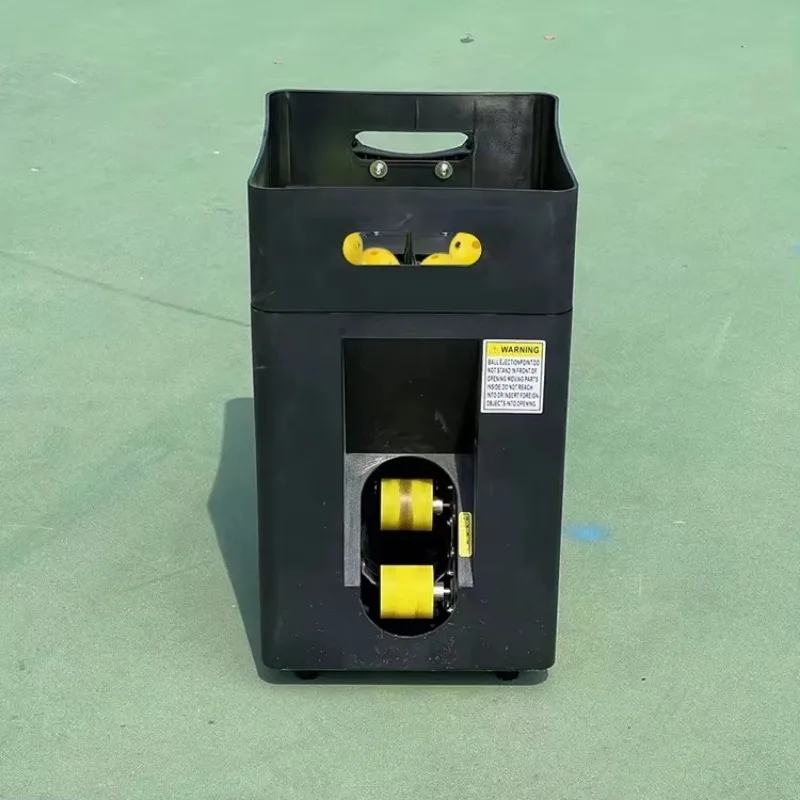 Small Throwing Machine Training Pickleball Machine App and Remote Control