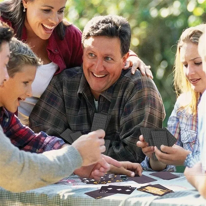 مجموعة واحدة عالية الجودة من بطاقات البوكر المطلية بالرقائق السوداء المقاومة للماء، مجموعة بطاقات اللعب المحدودة، هدية إبداعية لعبة البوكر السحري