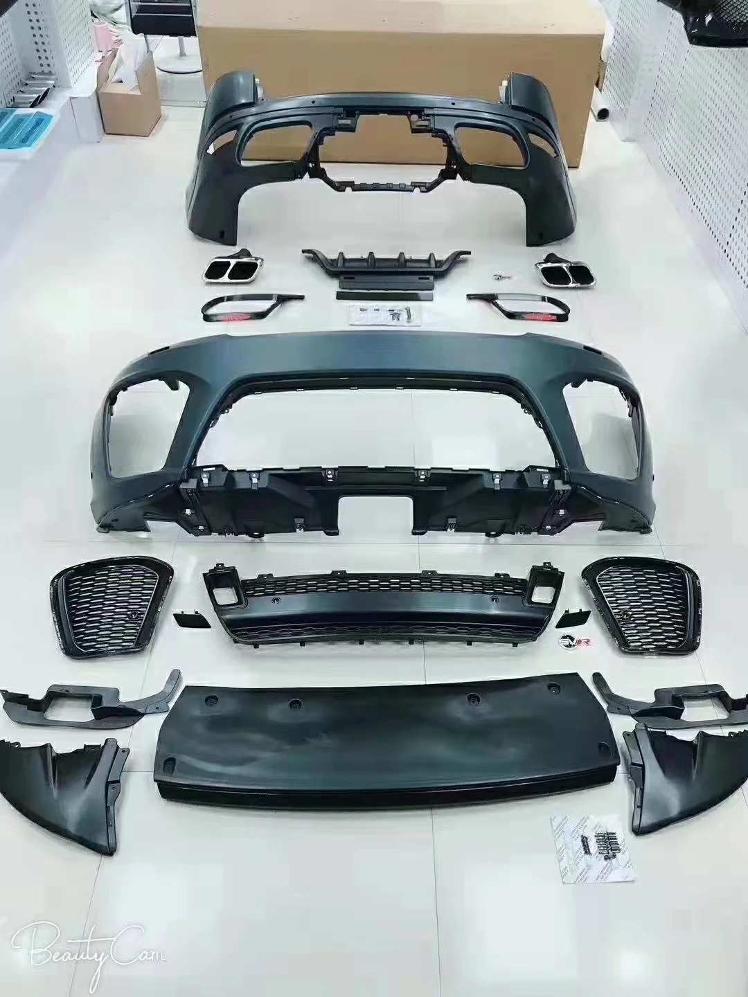 Wholesale Price Upgrade SVR Bodykit for 2018-2022 Range Rover Sport L494