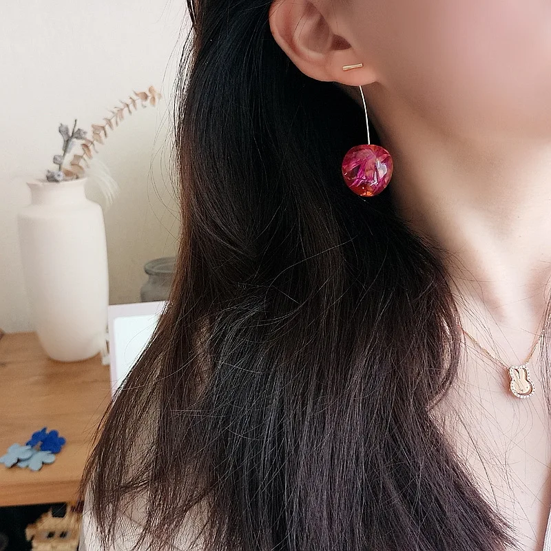 

Korean Trendy fruit Series Women Earrings Sweet Tiny Cherry Shaped Pendant Red Girl Daily Wear Accessorieas Summer Jewelry Hot